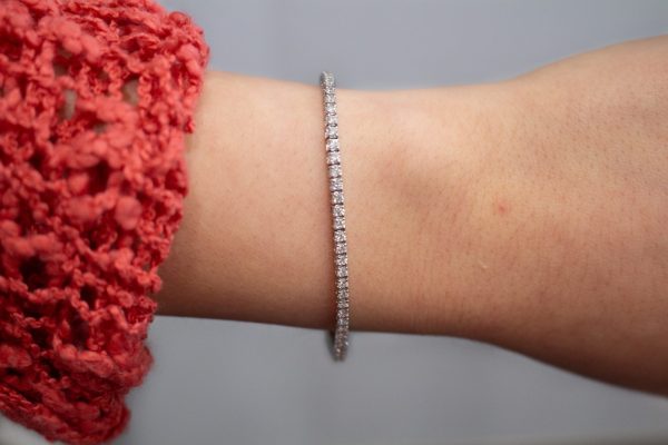 White Gold Traditional Tennis Bracelet - Image 3